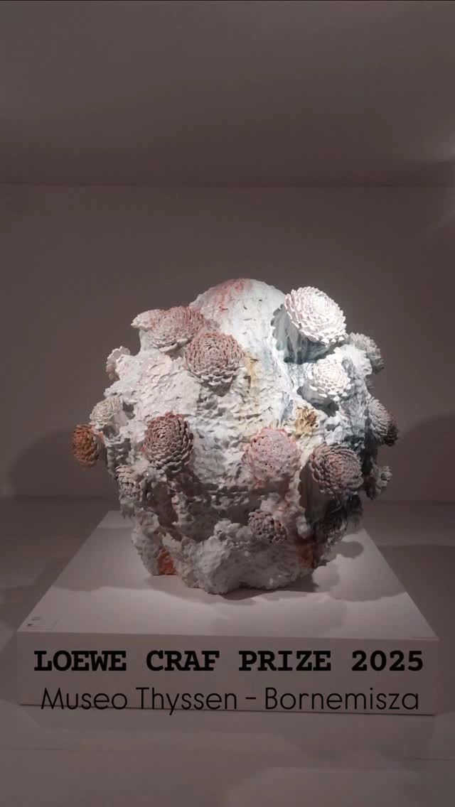 Hasta el domingo 29 de junio podéis visitar en el museo Thyssen - Bornemisza la  exposición de los finalistas de l Loewe Craft Prize.
PLANAZO PARA EL FIN DE SEMANA.

#craft #prize #loewwcraftprize #handmade #aerisan #luxury #art #design #show #interiors #lifestyle #mariandelgado_official